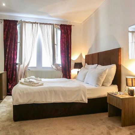 סראייבו Eshe Boutique Hotel מראה חיצוני תמונה