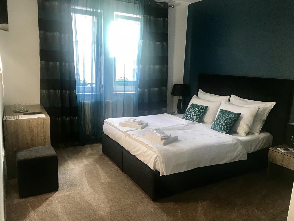 סראייבו Eshe Boutique Hotel מראה חיצוני תמונה